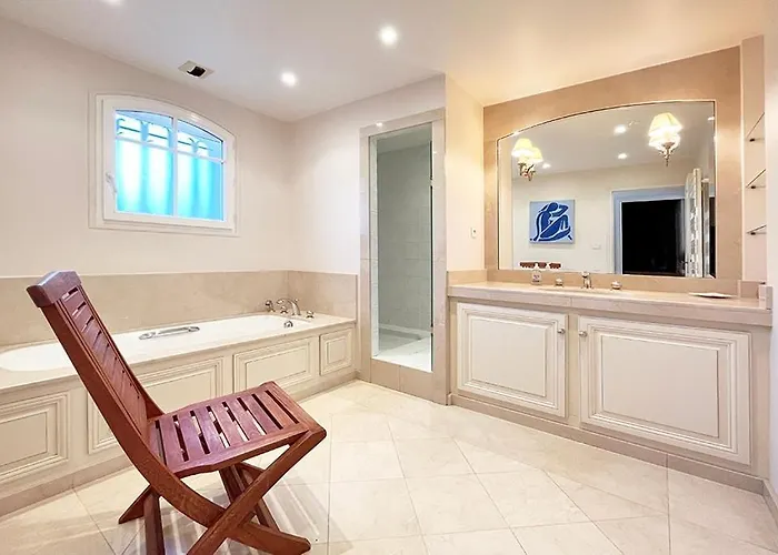 Villa Les Jasmins Piscine Proche Jardin *