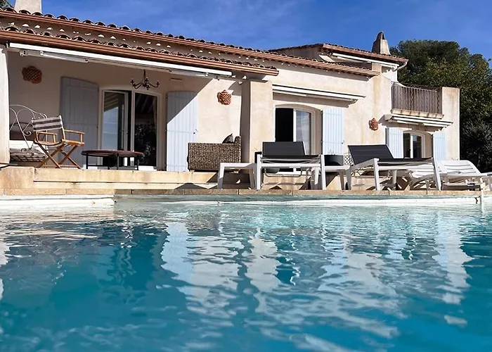 Les Jasmins Piscine Proche Jardin * Saint-Raphaël